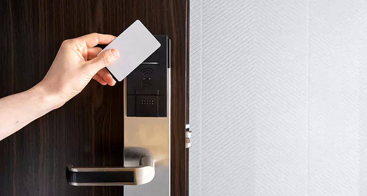 Why Choose Us for Hotel Keycard Lock Repair in Callaway, FL?