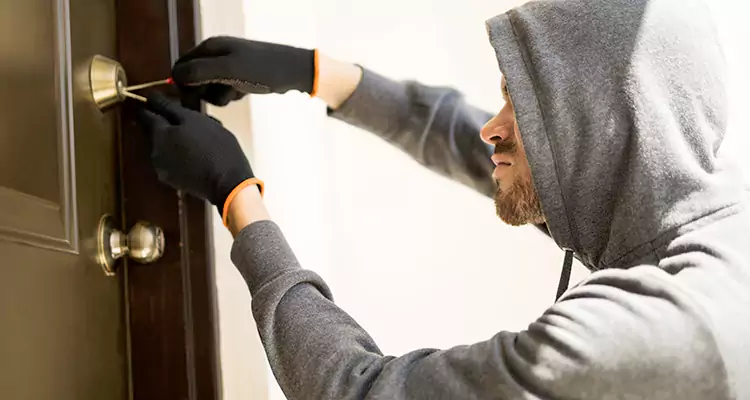 Emergency Motel Lock Repairs—Available 24/7 in Callaway, FL