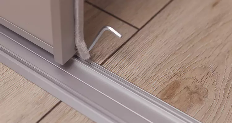 Squeaky Sliding Door Repair in Callaway, FL